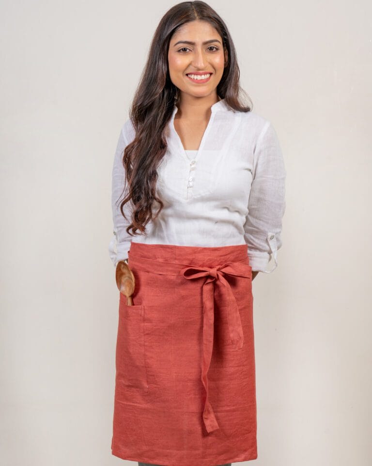 Half Apron in 100% Hemp