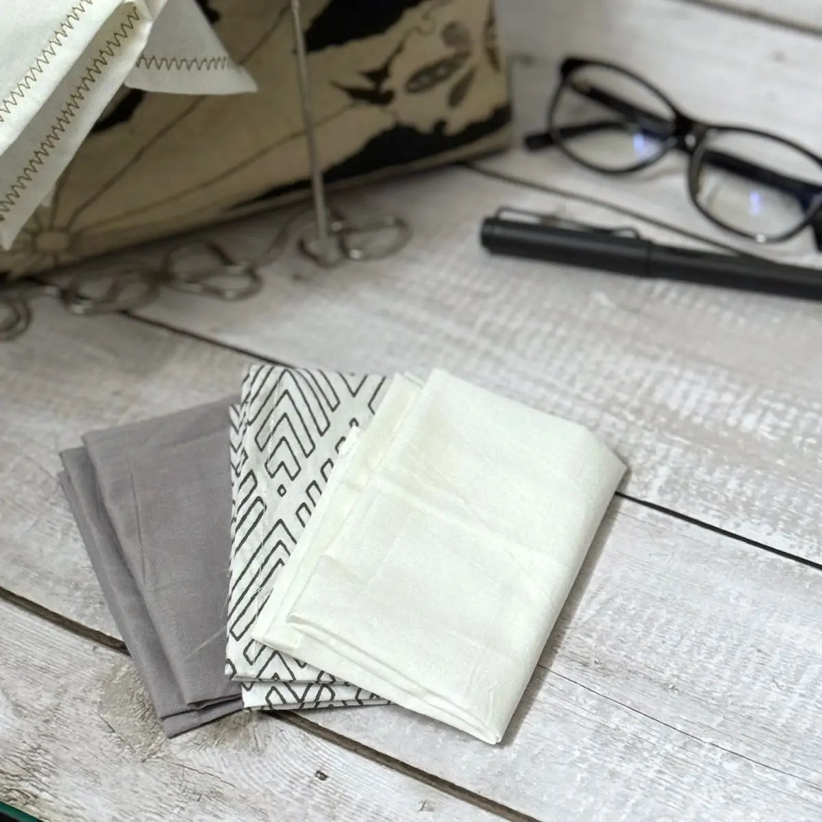 Set of 3 grey and white print organic cotton handkerchiefs