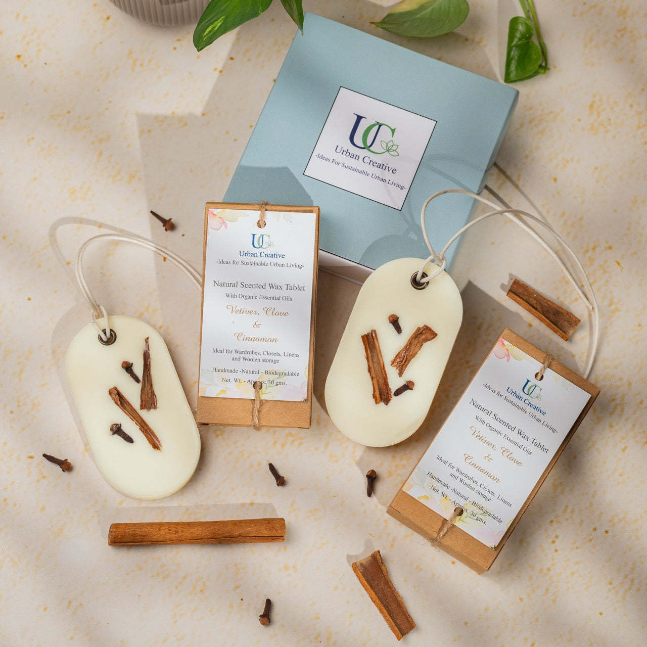 Vetiver, Clove &amp; Cinnamon – Warm and Spicy fragrance wax tablet