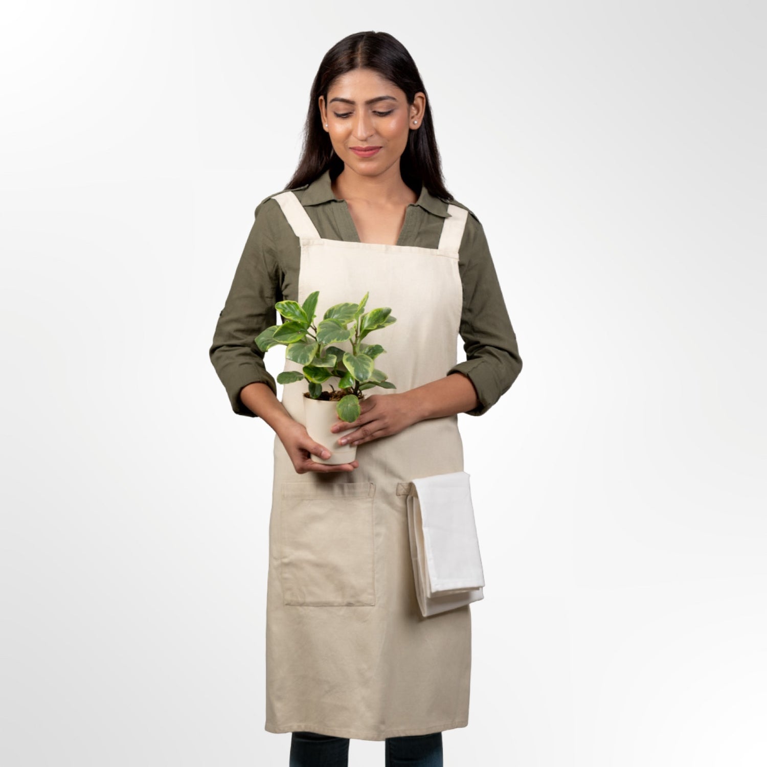 Cross Back Apron in Organic Cotton