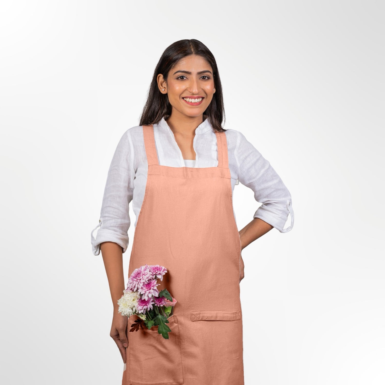 Cross Back Apron in Organic Cotton