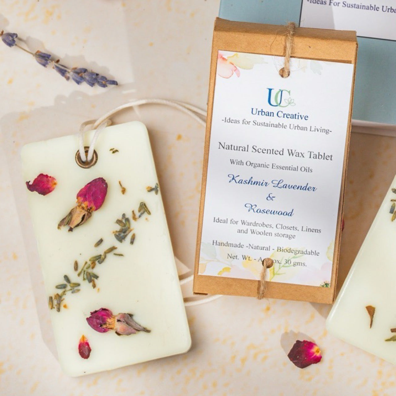 Kashmir Lavender &amp; Rosewood – Woody and light floral fragrance wax tablet